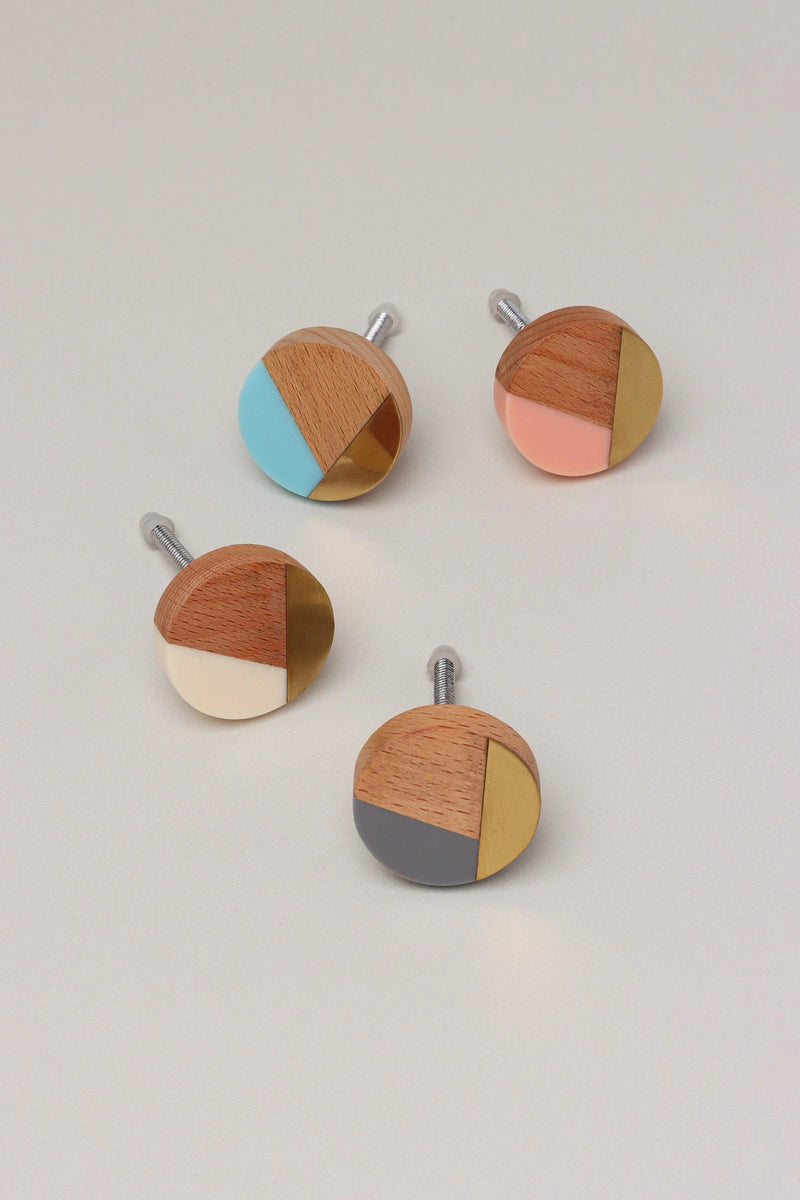 Brass vs Chrome Cabinet Knobs — Which Finish Suits Your Kitchen