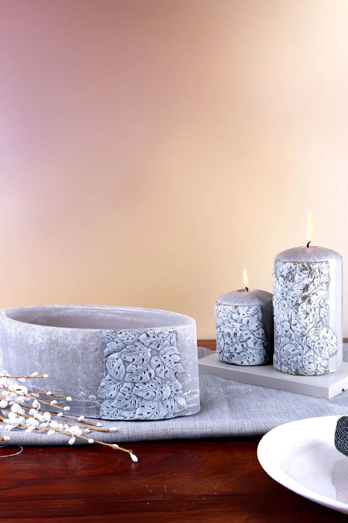 Cavella Carved Leaf Hand-Finished Grey Pillar Candle Centrepiece — G Decor