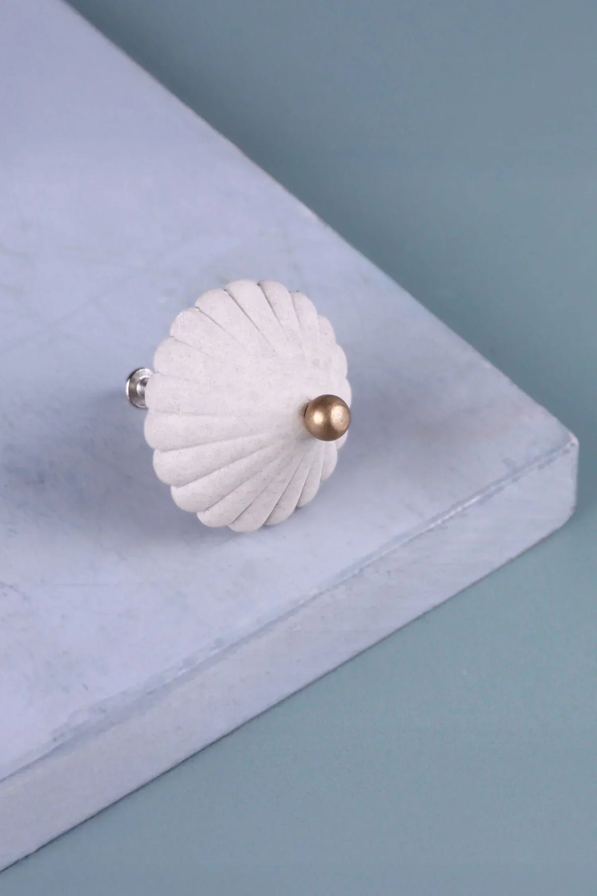 Belle Ombrelle Scalloped Flower Ceramic Cabinet Knob in Cream and Pink — view 5, G Decor