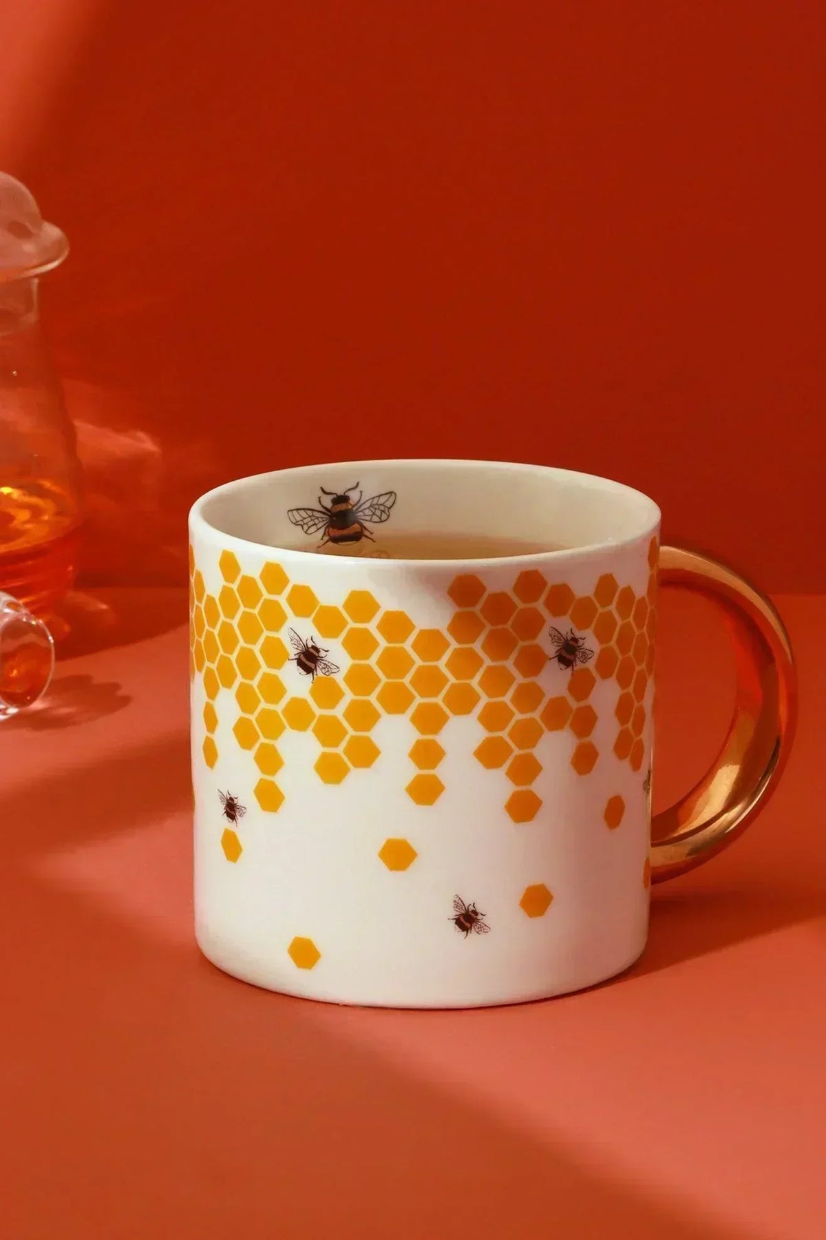 Honeycomb Buzz Gold Handle Ceramic Mug — G Decor