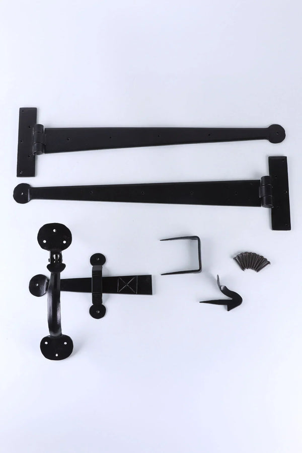 18″ Hand-Forged Penny End T Hinges with Thumb Latch — Black