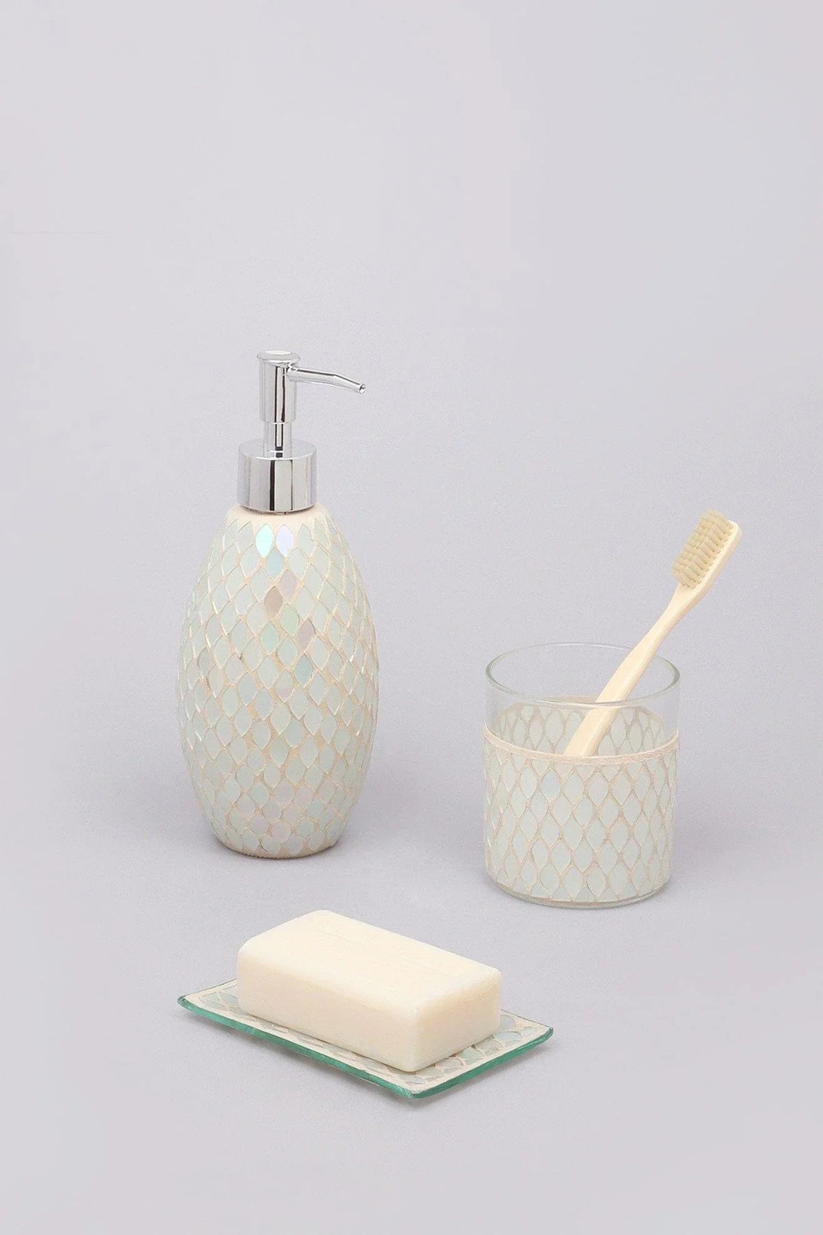 Verona Three-Piece Mermaid Glass Mosaic Bathroom Set — G Decor