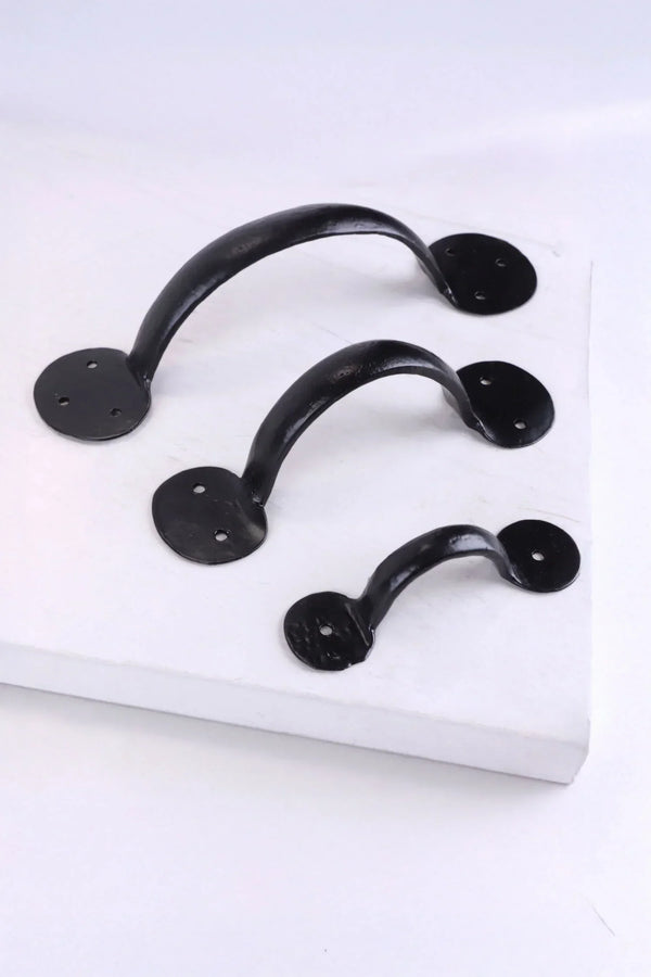 Penny End Hand-Forged Iron Pull Handle in Black Finish