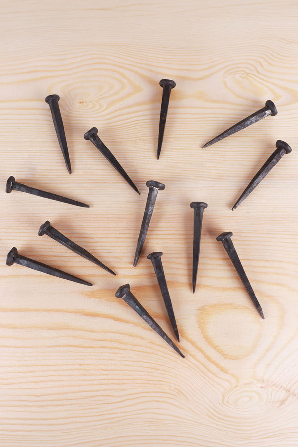 Penny End 36 mm Hand Forged Rosehead Nails Black 1 Kg