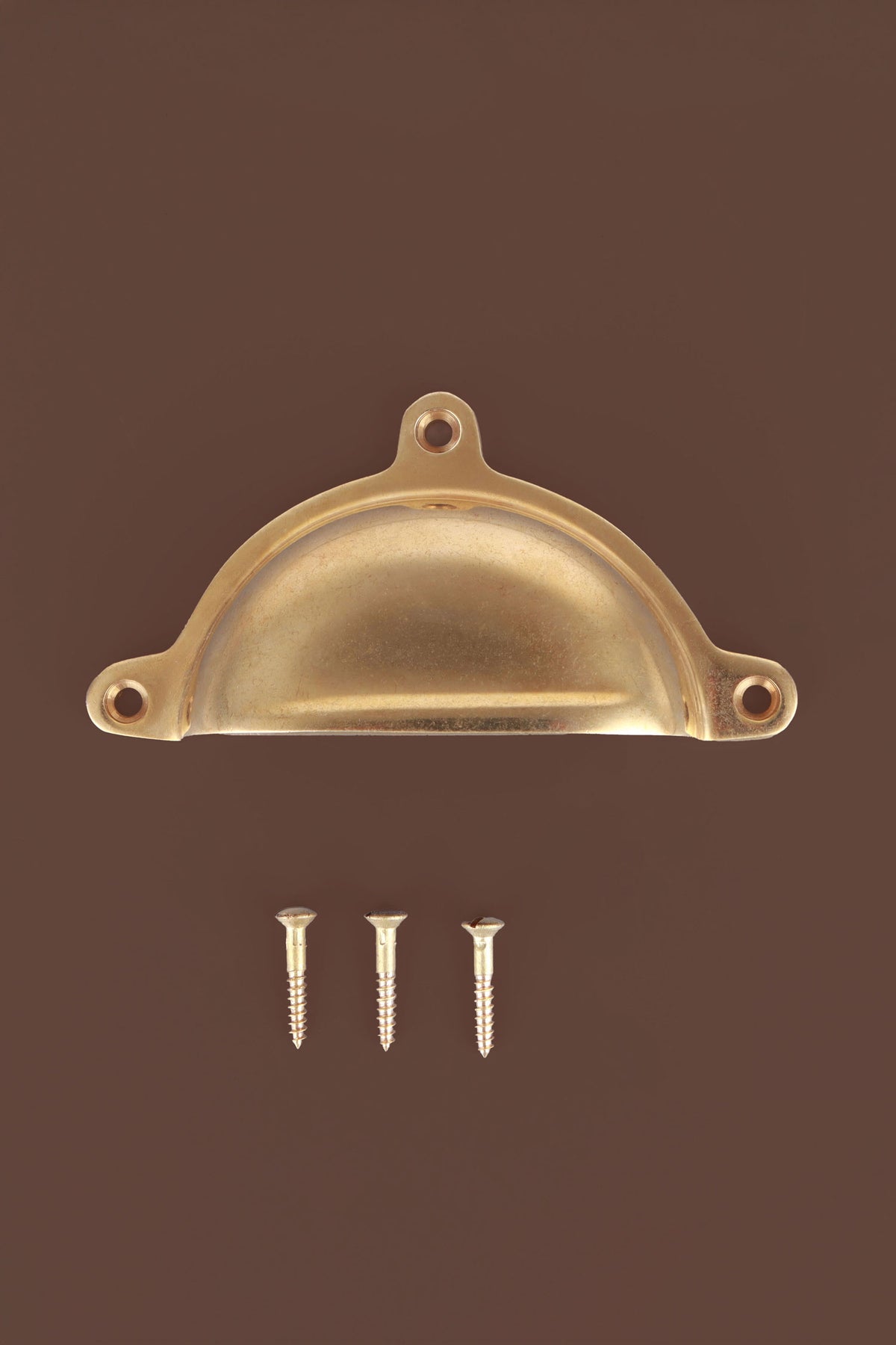 Classic cup pull in aged brass