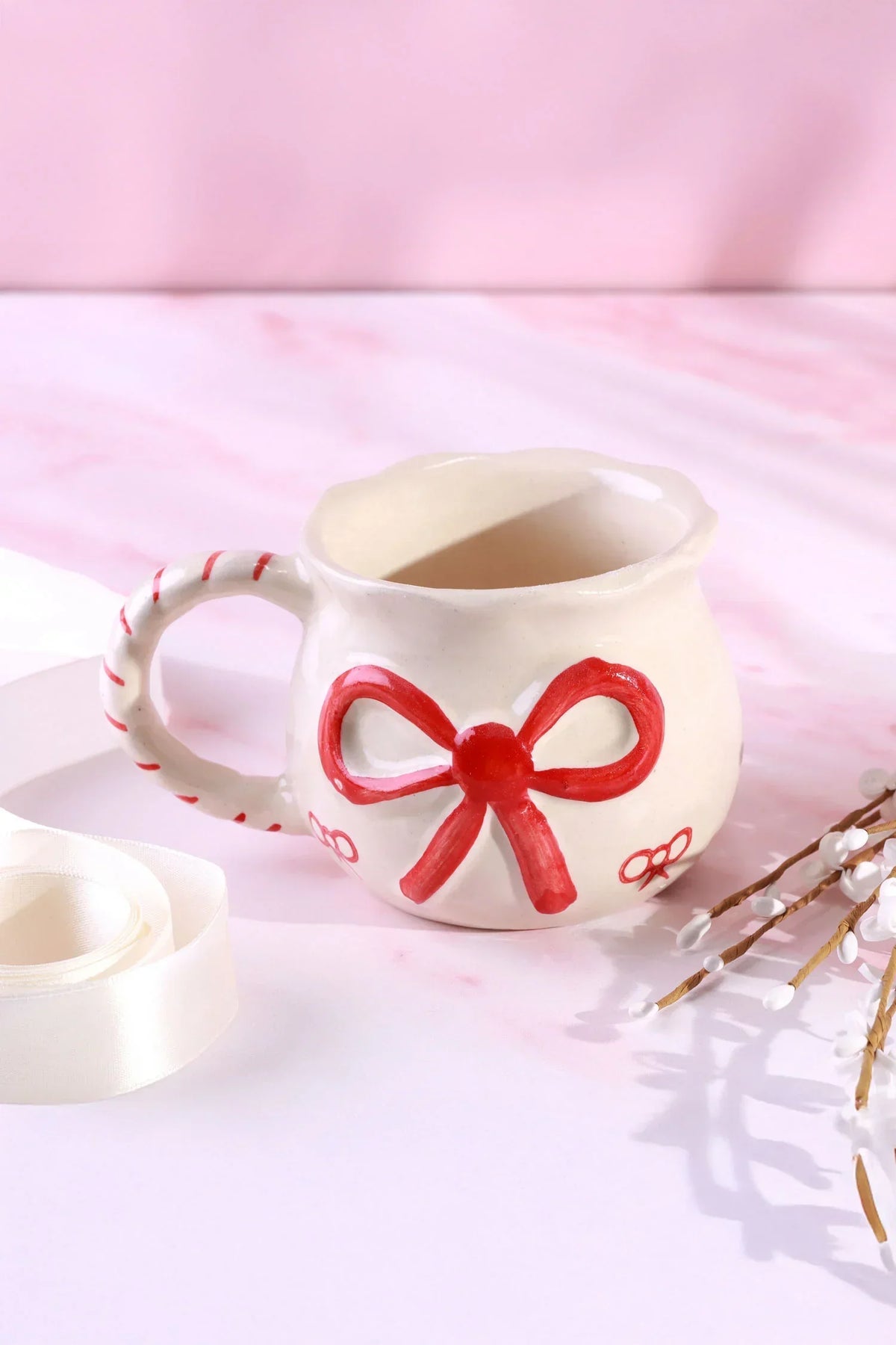 Hand-Painted Red Bow Ribbon Ceramic Gift Mug — G Decor