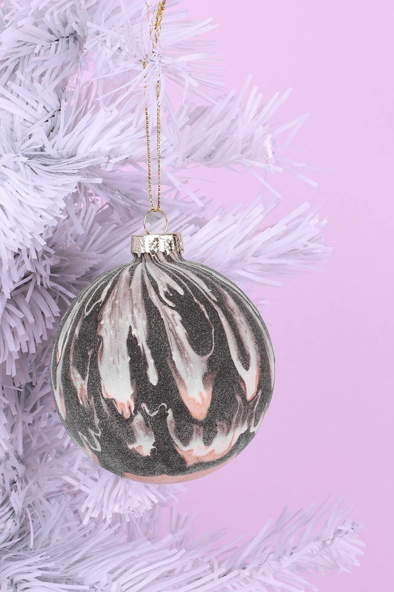 Boule de Noël effet marbre noir, blanc et or