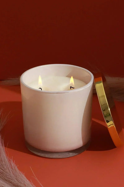 Blanche Serene Sojawachs-Duftkerze – Jasmin, blumig & Ambra