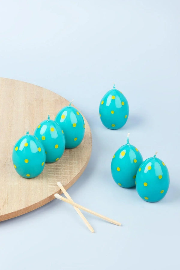 Blaue Oster-Polka-Eierkerzen in Happy Hatch