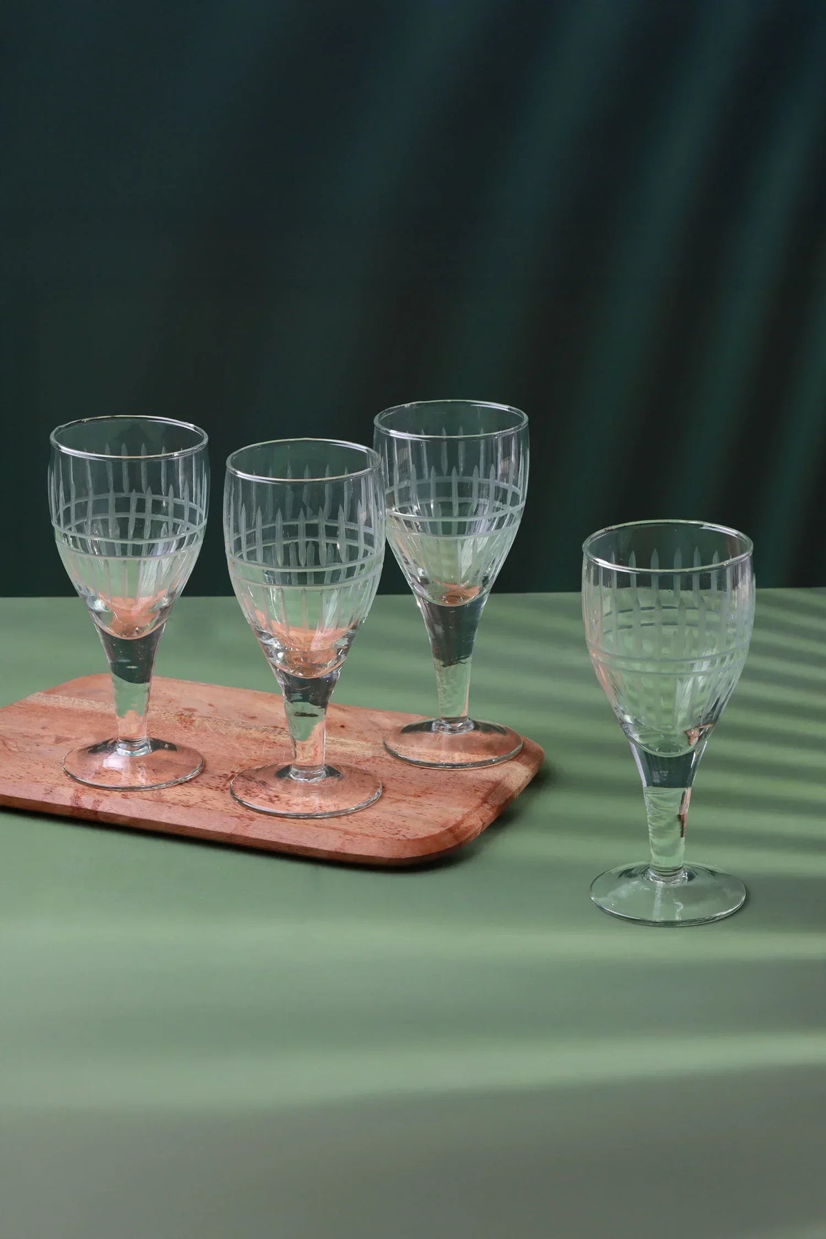Virelle Hand-Etched Linear Stemmed Wine Goblets Set of 4 — G Decor
