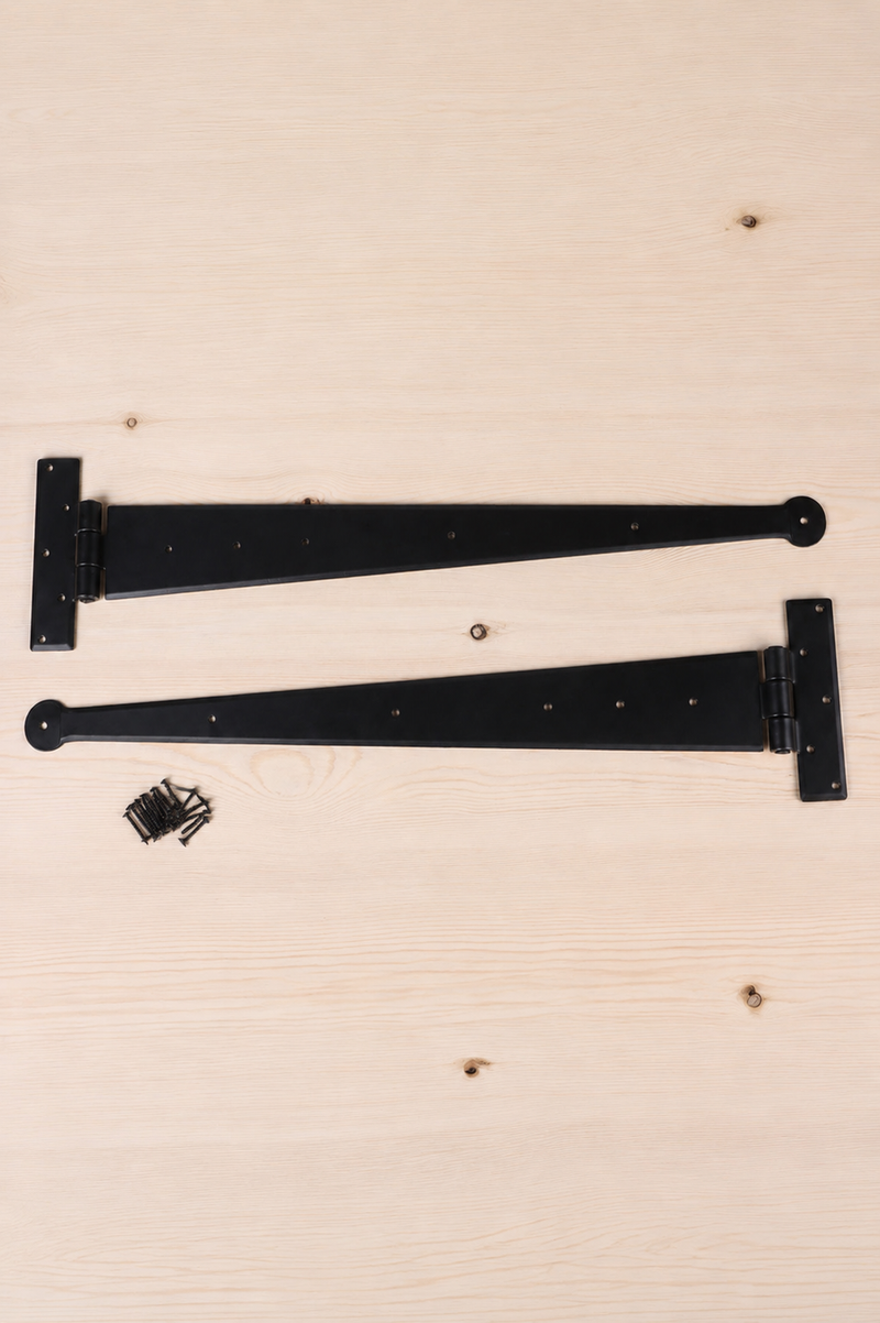 24″ Pair of Hand-Forged Penny End T Hinges in Black Finish