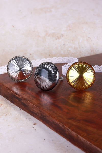 Obsidian Solstice Round Glass Cabinet Knob