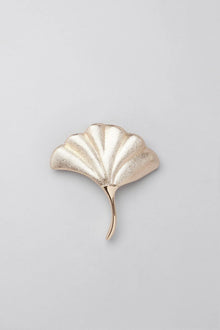 Fossil Ginkgo Cabinet Knob in Gold Matte