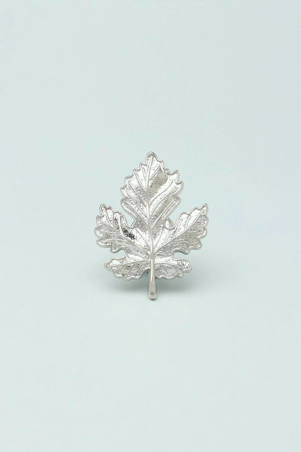 Golden Memories Maple Leaf Cabinet Pull Handle — close-up view, G Decor